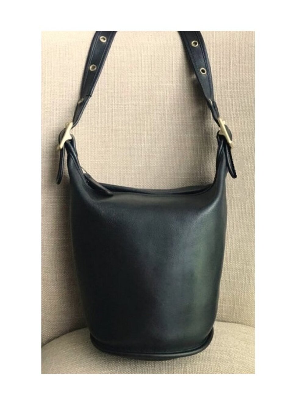 COACH Vintage Black Leather Bucket Bag Crossbody Handbag